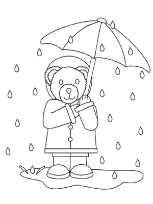 Um ursinho fofo se abriga da chuva sob um guarda-chuva